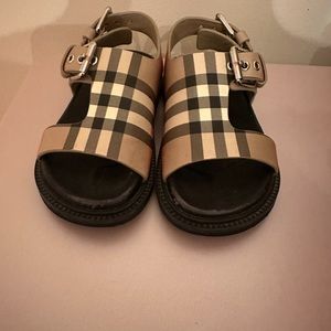 Toddler Burberry sandals